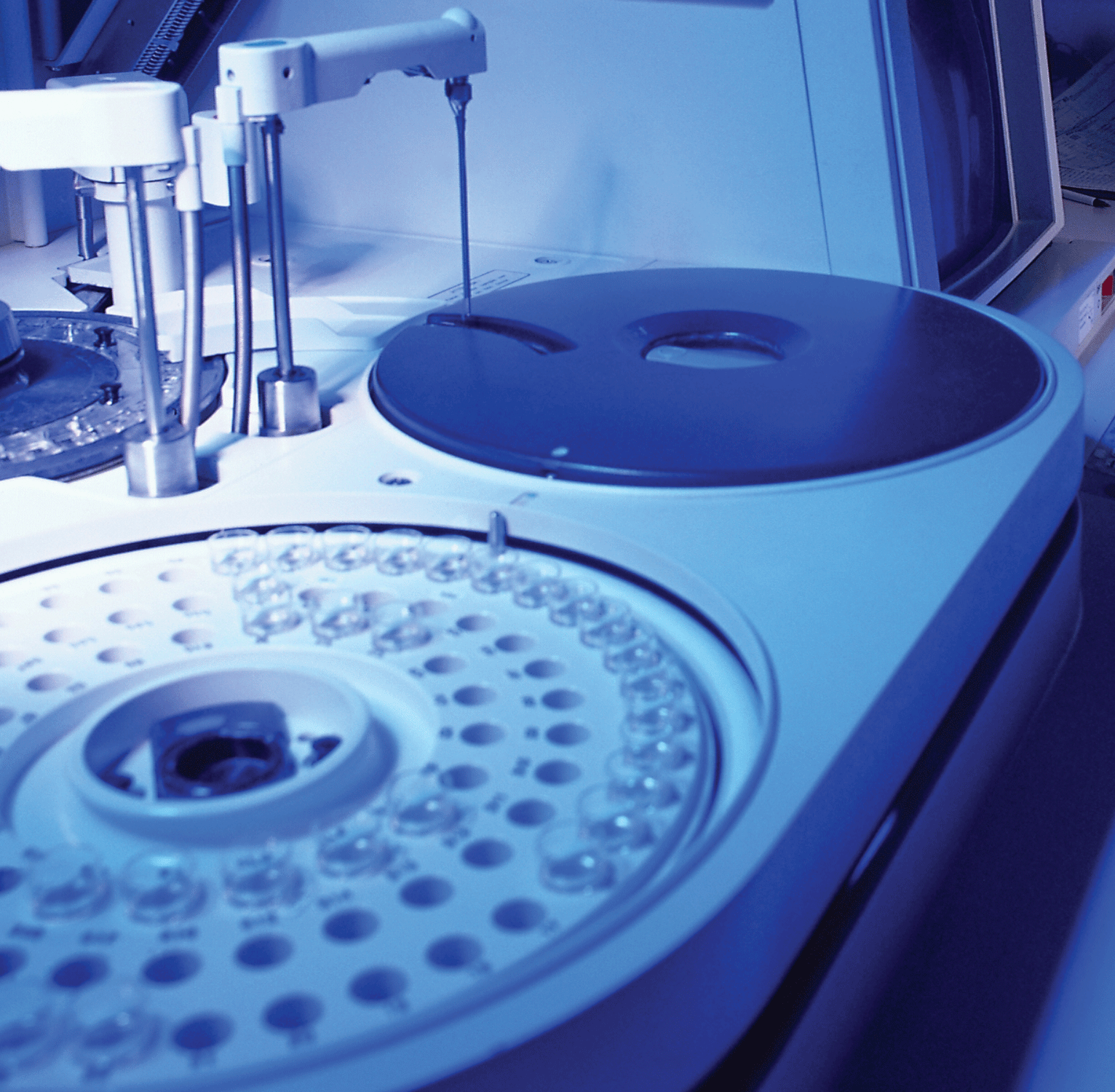 滅菌器、分析装置、各種検査装置、診察台など